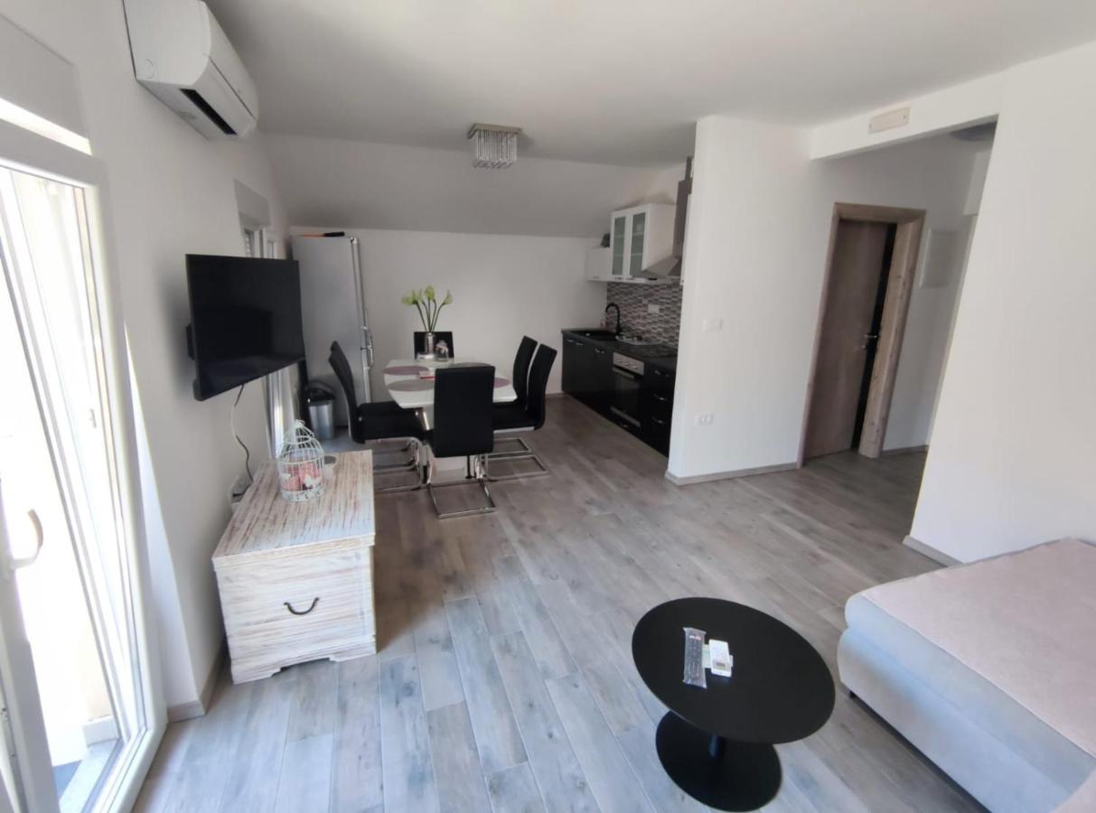 Apartmani Vuckovic 沃迪切 外观 照片